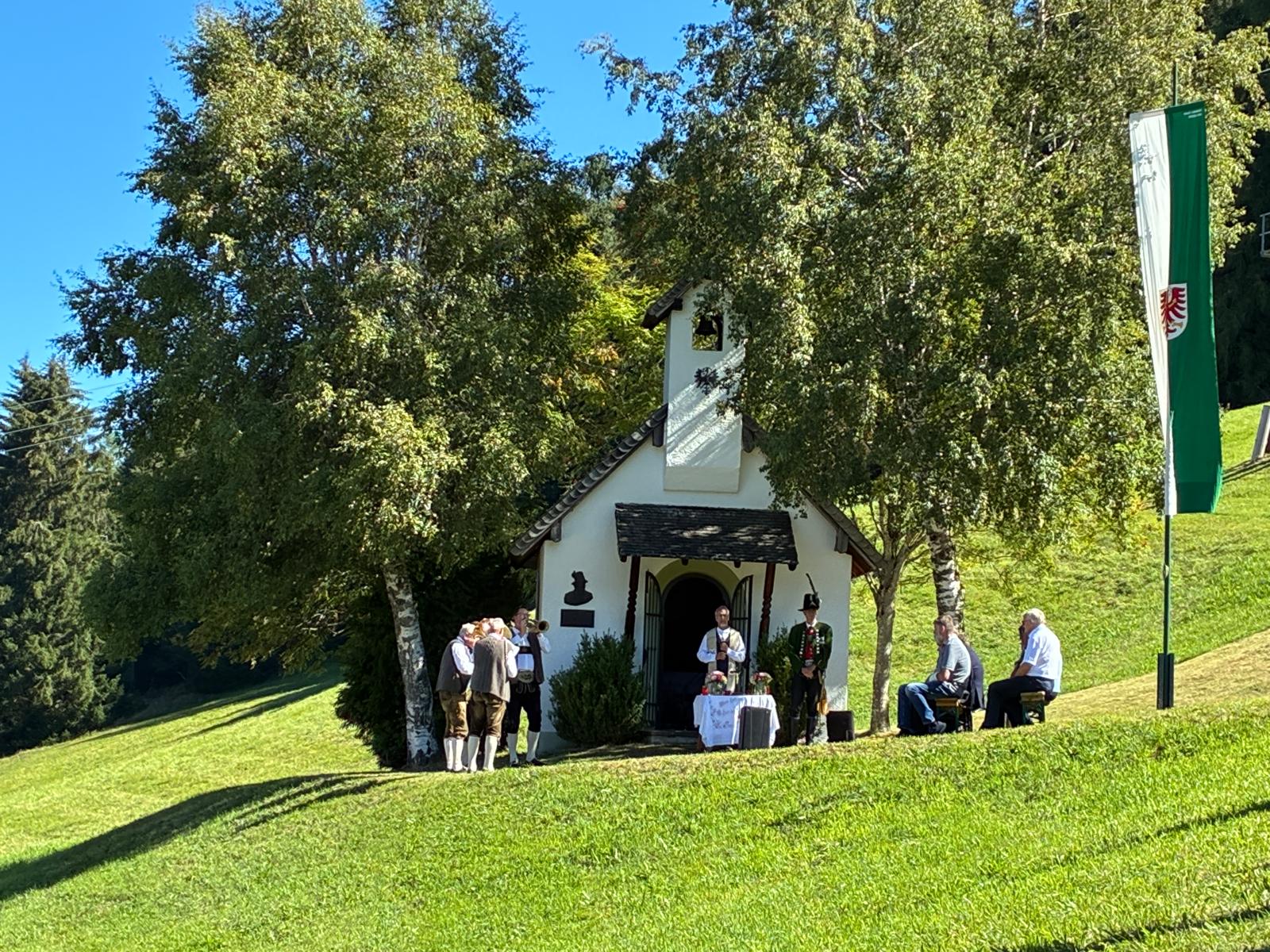 Schützenmesse am Großvolderberg – Die Walderkapelle ist ein besonderer Ort
